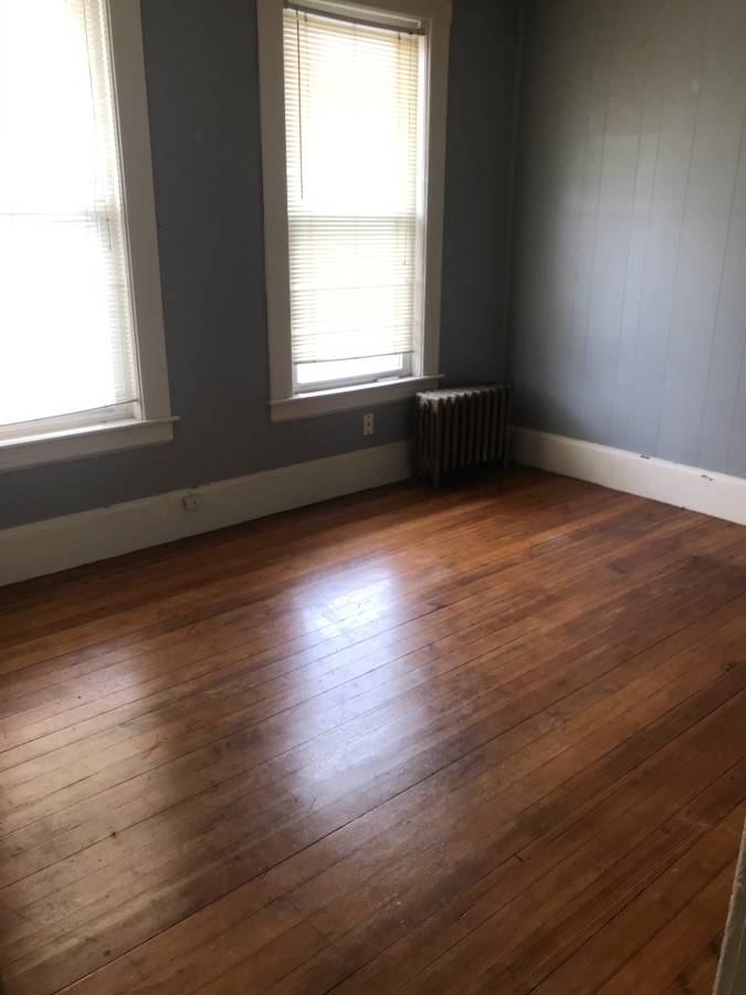 Photo 6 of Lincoln Ave. Unit 2