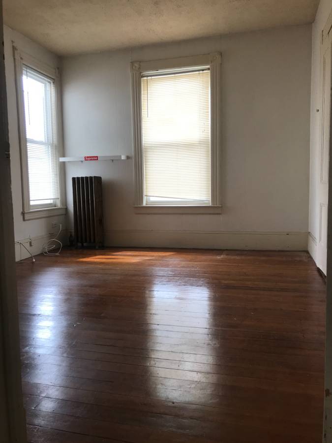Photo 7 of Lincoln Ave. Unit 2