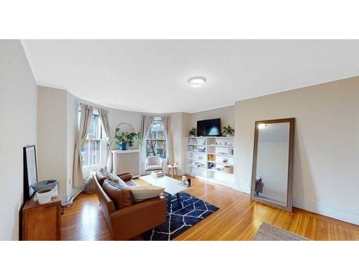 2 bed, 1 bath apartment for rent at 2 Brimmer St Unit 4, Beacon Hill — photo 5 of 11