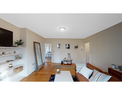 2 bed, 1 bath apartment for rent at 2 Brimmer St Unit 4, Beacon Hill — photo 3 of 11