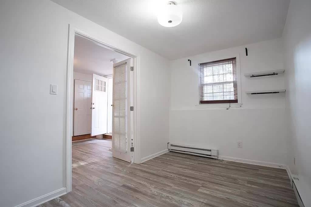 35 Fort Ave, Roxbury