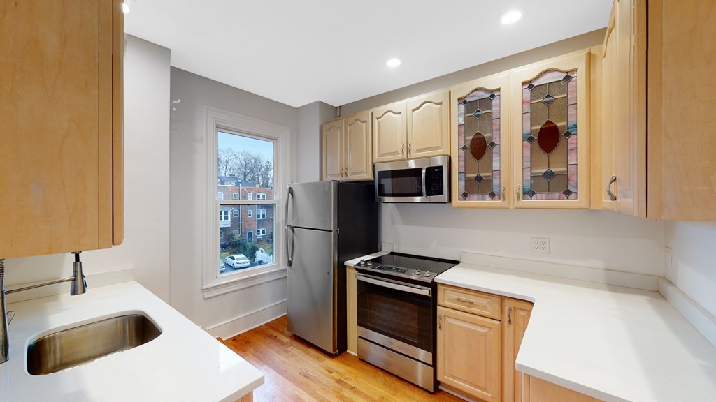 1 bed, 1 bath apartment for rent at 1763 Commonwealth Ave Unit 1, Brighton — photo 1 of 13