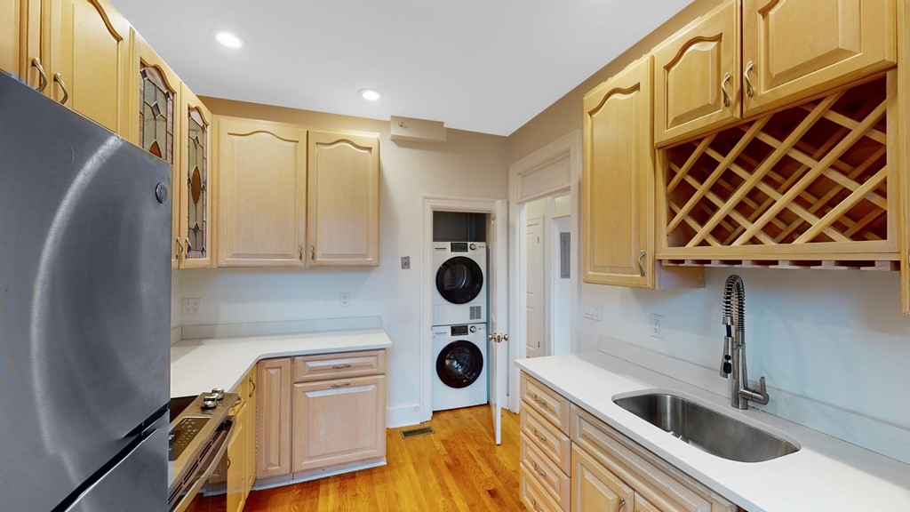 1 bed, 1 bath apartment for rent at 1763 Commonwealth Ave Unit 1, Brighton — photo 2 of 13