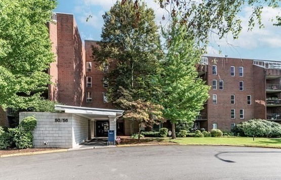 2 bed, 2 bath apartment for rent at 50-56 Broadlawn Park Unit 110, Chestnut Hill — photo 17 of 19