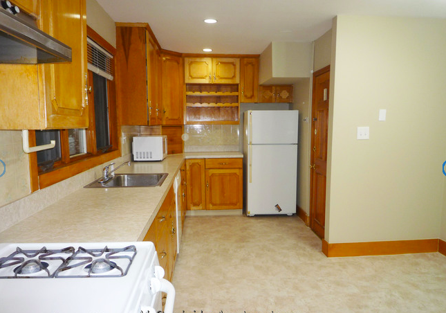 3 bed, 1 bath apartment for rent at 172 Pearl St, Cambridgeport — photo 3 of 10