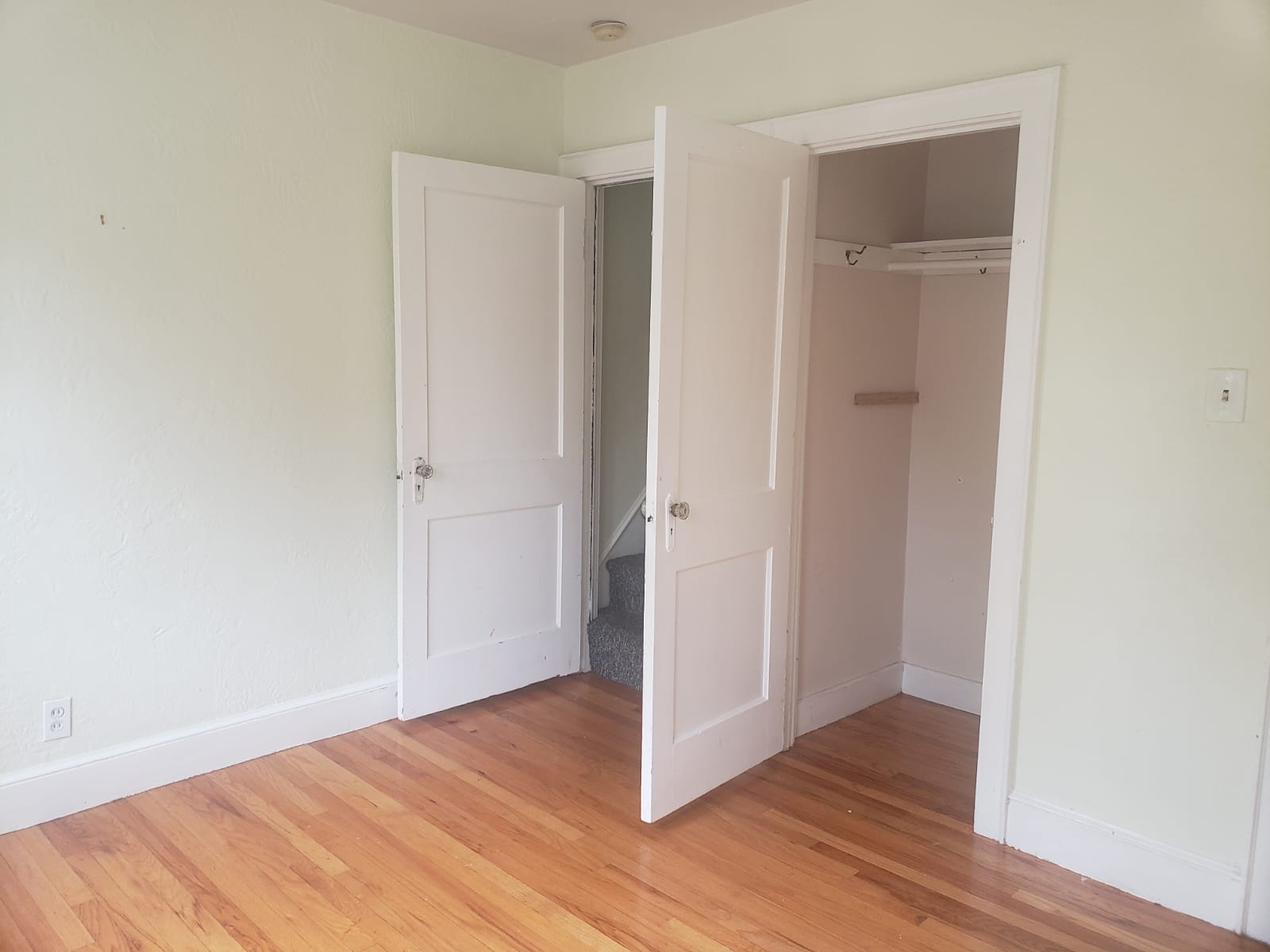 4 bed, 2 bath apartment for rent at 43 Hatherly Rd, Brighton — photo 42 of 50
