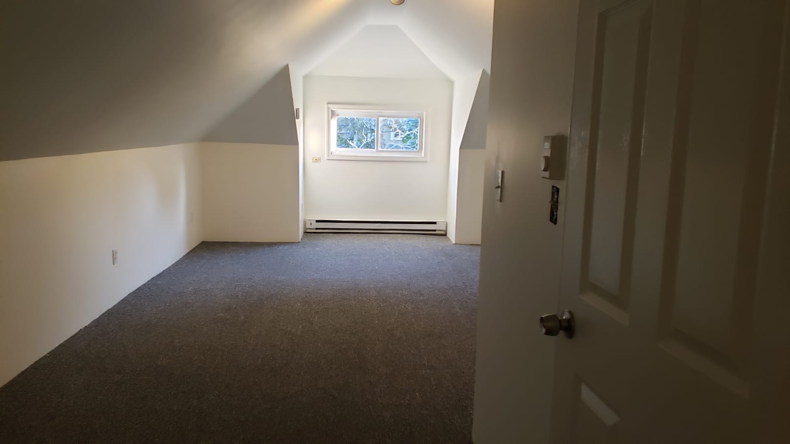 4 bed, 2 bath apartment for rent at 43 Hatherly Rd, Brighton — photo 13 of 50