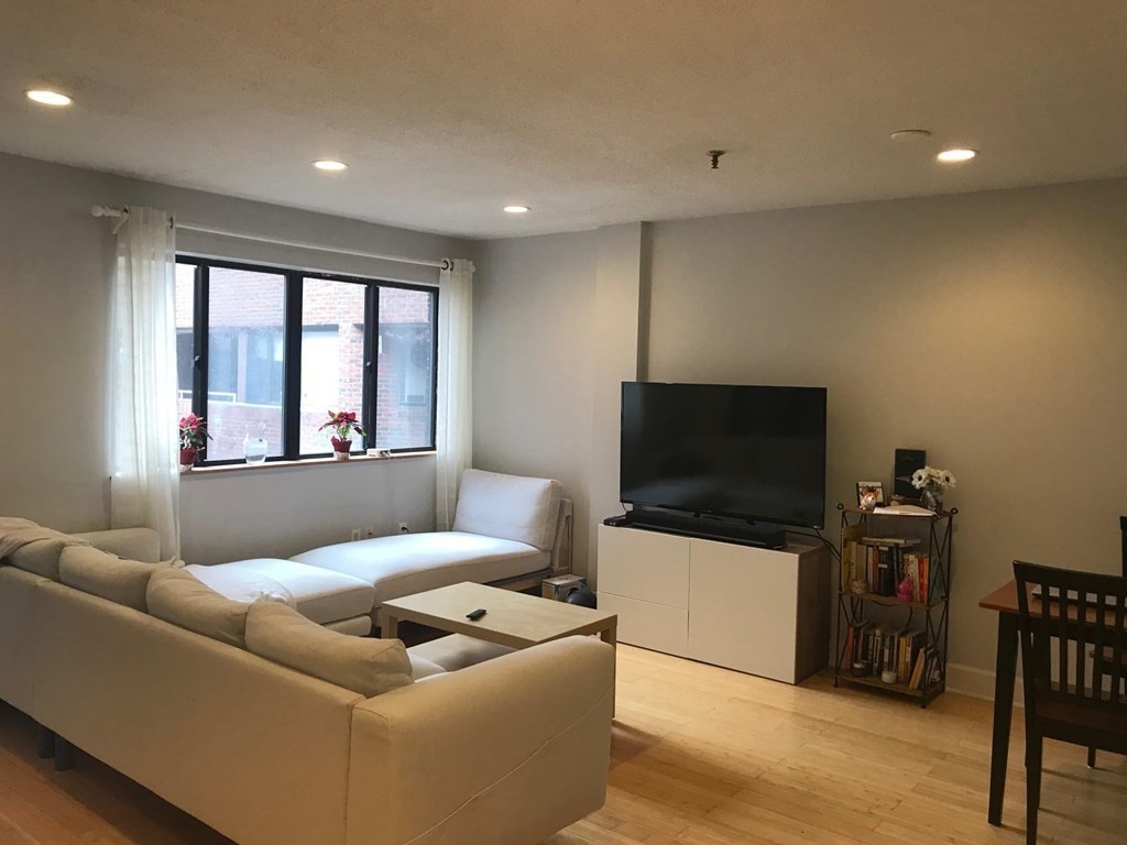 2 bed, 2 bath apartment for rent at 147 Kelton St Unit 607, Allston — photo 2 of 13