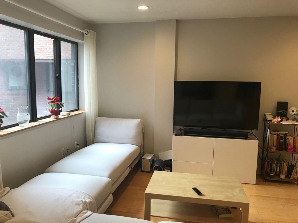 2 bed, 2 bath apartment for rent at 147 Kelton St Unit 607, Allston — photo 3 of 13