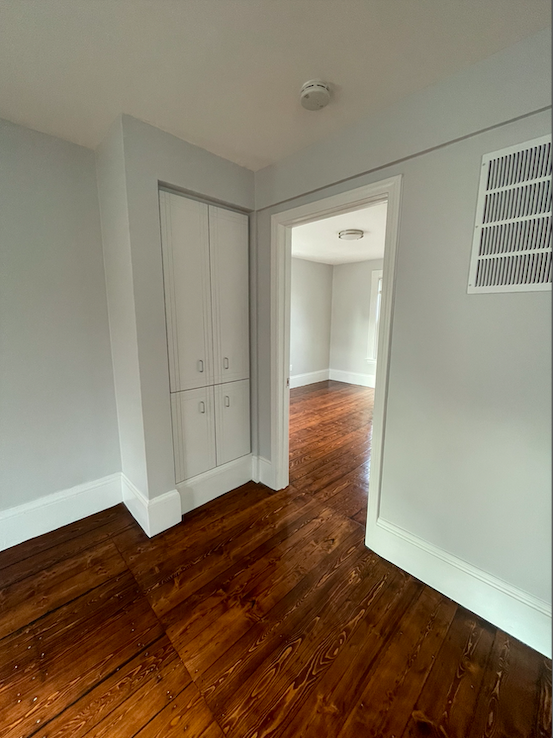 8 Fletcher Ter, Watertown