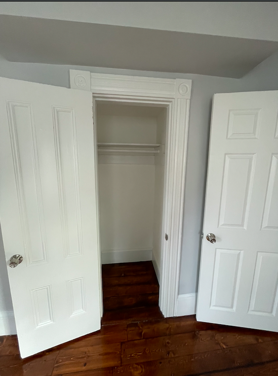 8 Fletcher Ter, Watertown