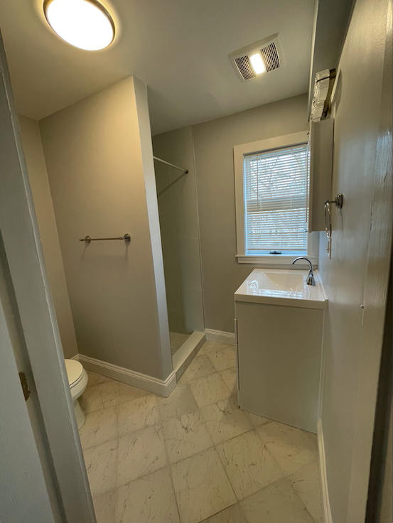 8 Fletcher Ter, Watertown