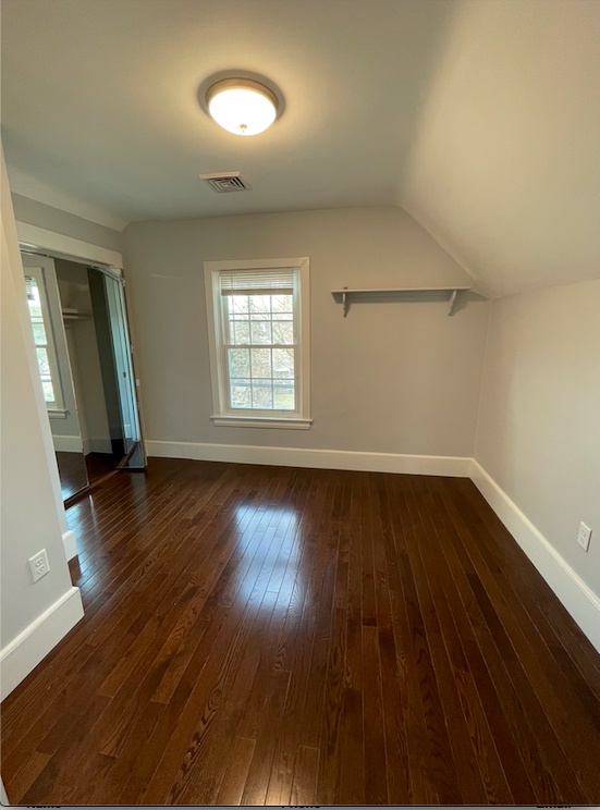 8 Fletcher Ter, Watertown