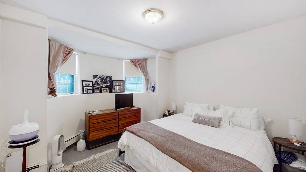 1 bed, 1 bath apartment for rent at 2 Brimmer St Unit B, Beacon Hill — photo 6 of 24