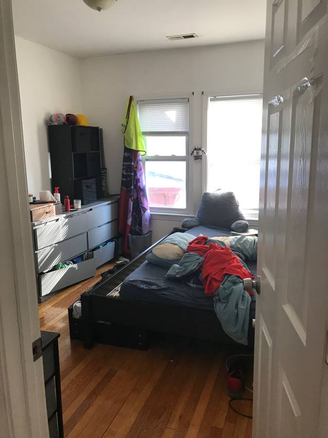 28 Linden St, Allston