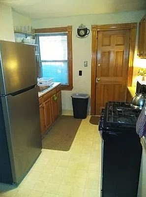 22 Pompeii St, Roxbury