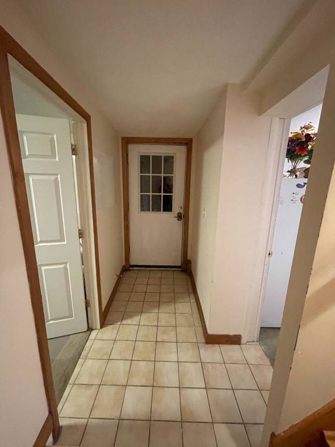 372 Do Not Advertise Boylston St, Chestnut Hill