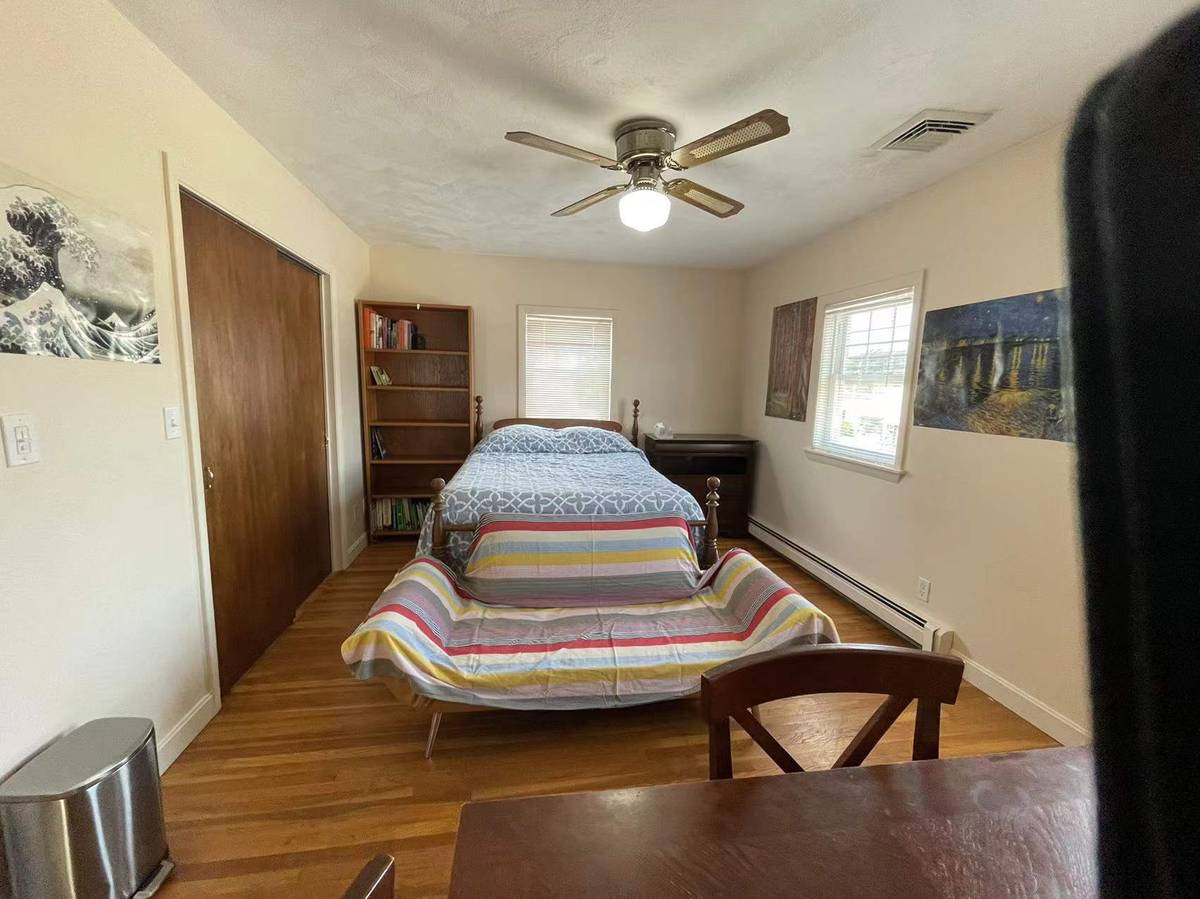 372 Do Not Advertise Boylston St, Chestnut Hill