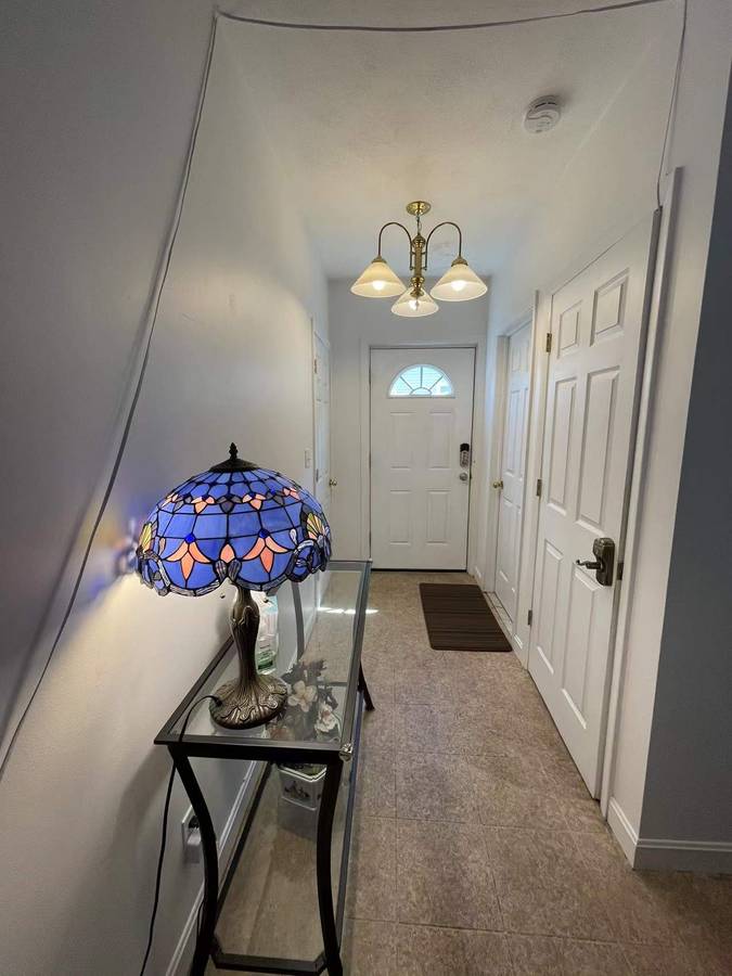 372 Do Not Advertise Boylston St, Chestnut Hill