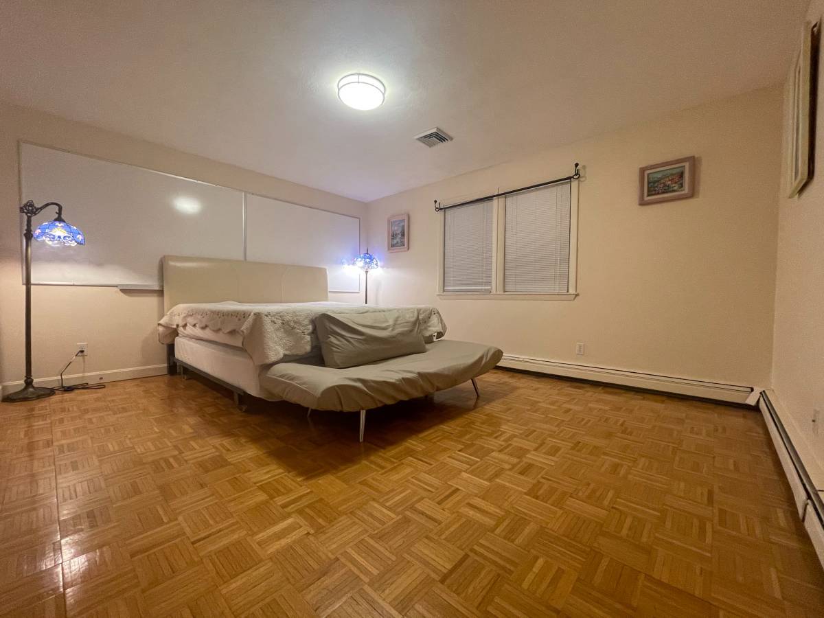 372 Do Not Advertise Boylston St, Chestnut Hill