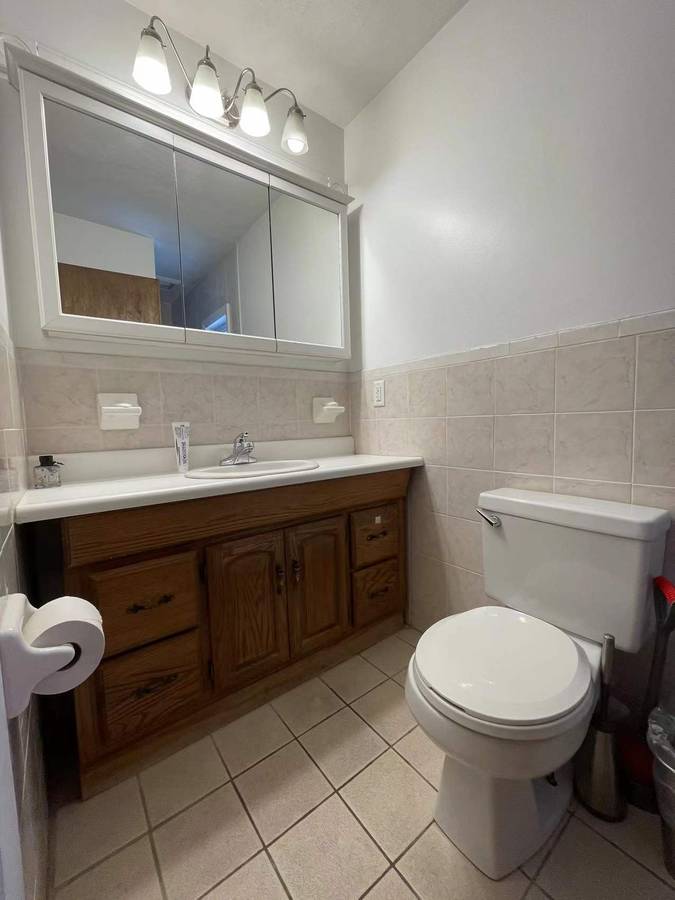 372 Do Not Advertise Boylston St, Chestnut Hill