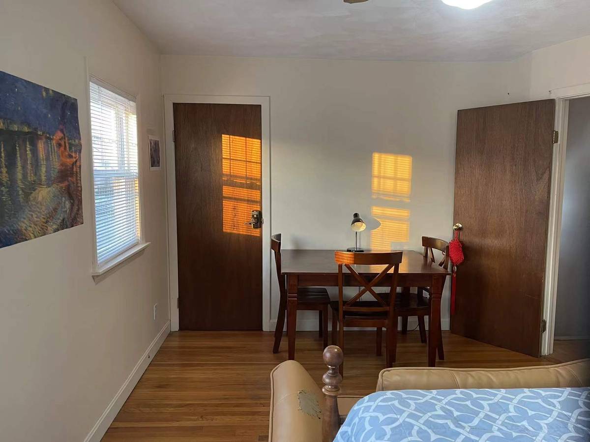 372 Do Not Advertise Boylston St, Chestnut Hill