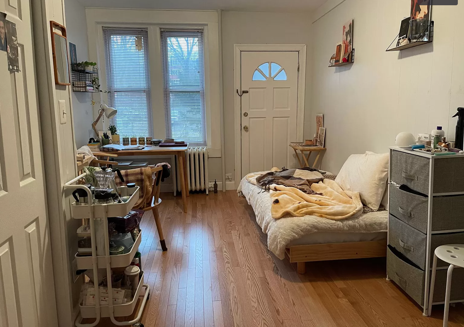 Studio bed, 1 bath apartment for rent at 198 Saint Paul St Unit 3, Brookline