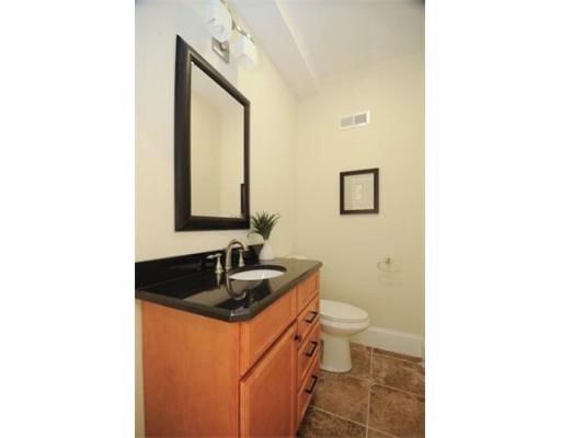 2 bed, 2.5 bath apartment for rent at 20 Fisher Ave Unit 1, Mission Hill — photo 7 of 12