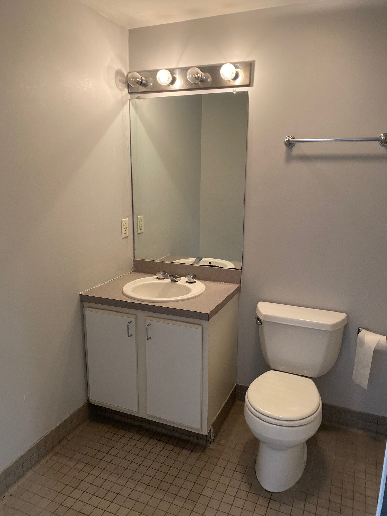 534 Commonwealth Ave, Fenway