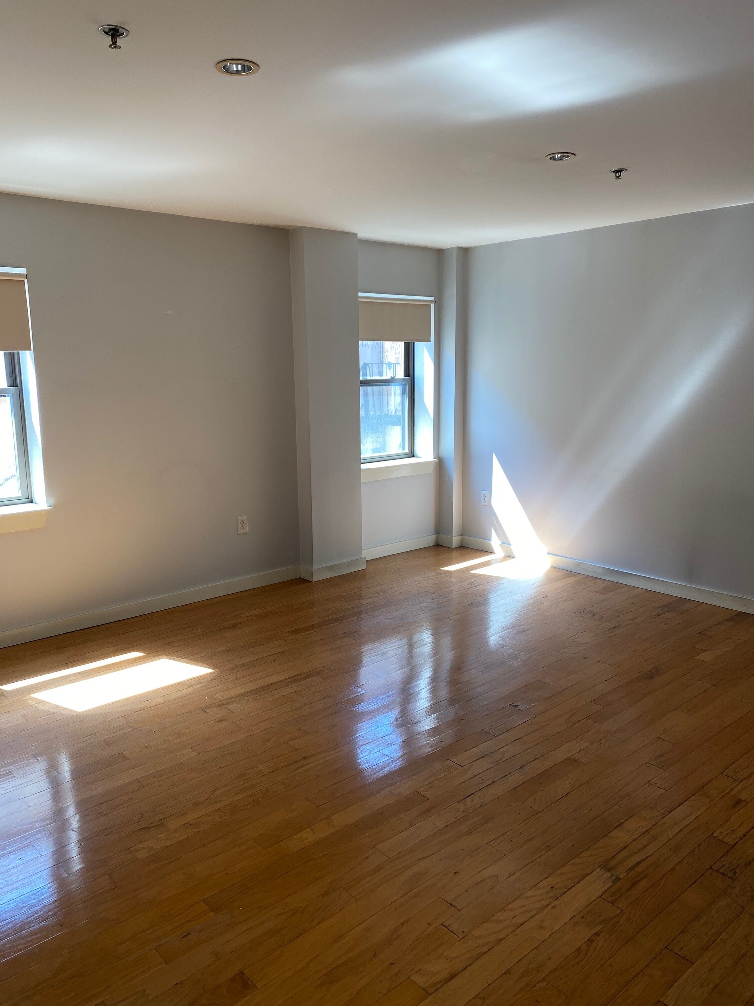 534 Commonwealth Ave, Fenway