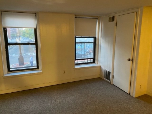 238 Cambridge St, Beacon Hill