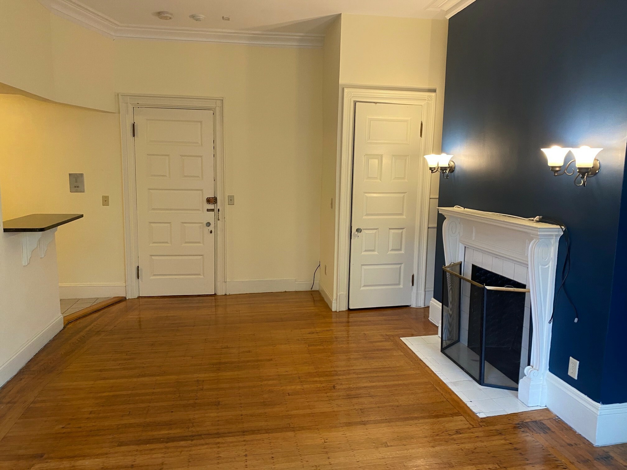 379 Commonwealth Ave, Back Bay