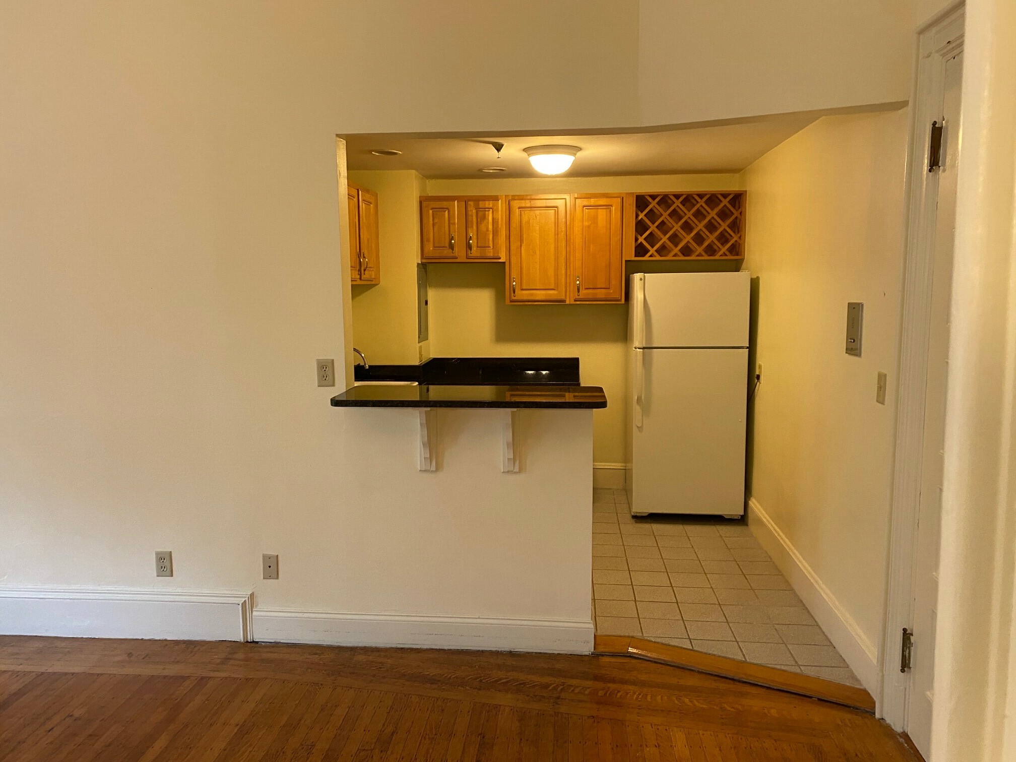 379 Commonwealth Ave, Back Bay