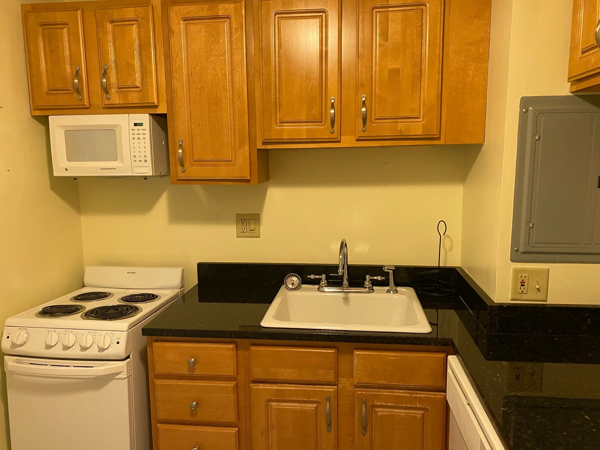 379 Commonwealth Ave, Back Bay