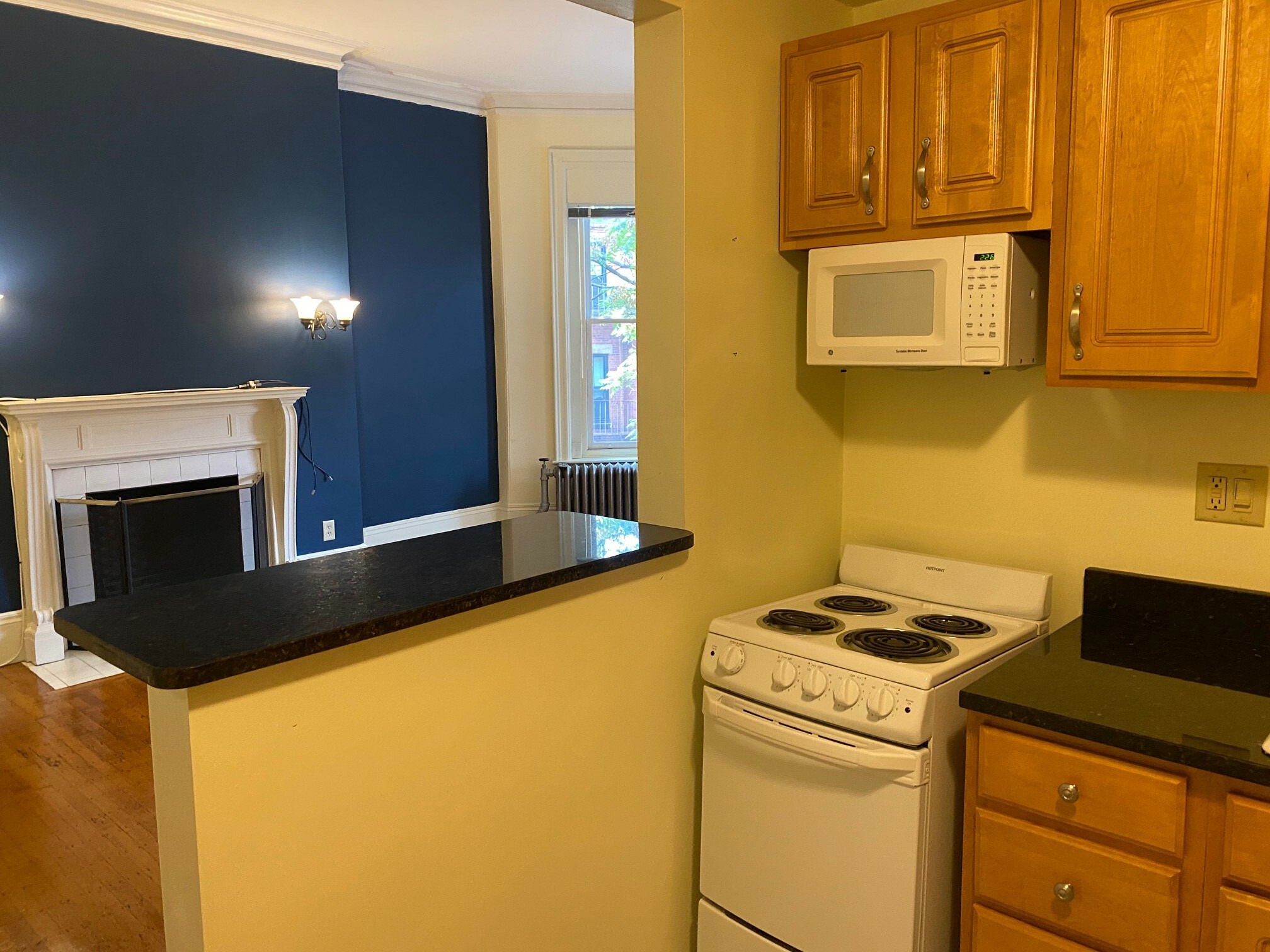 379 Commonwealth Ave, Back Bay