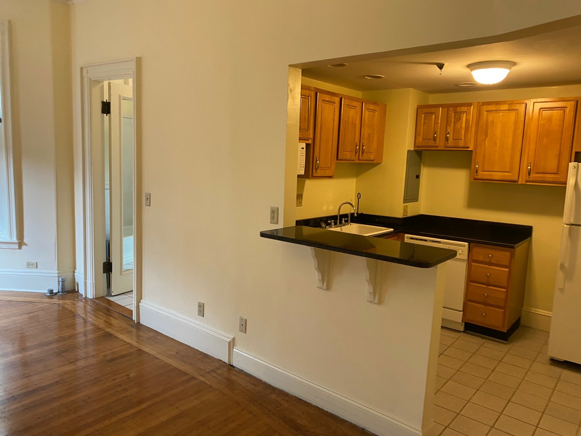 379 Commonwealth Ave, Back Bay