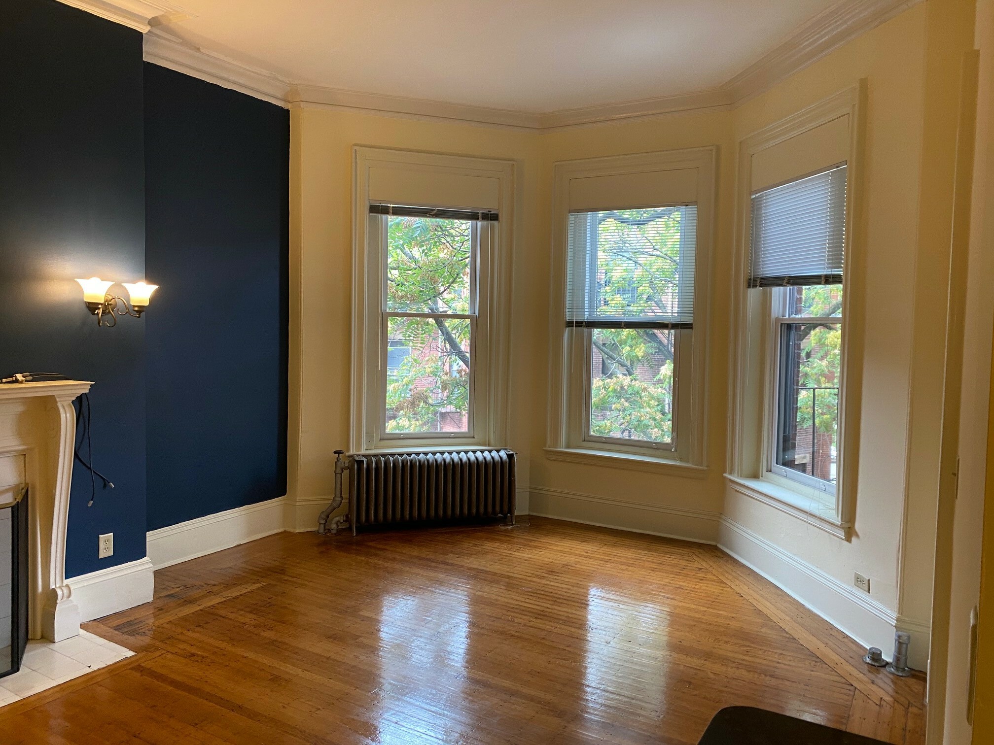 379 Commonwealth Ave, Back Bay