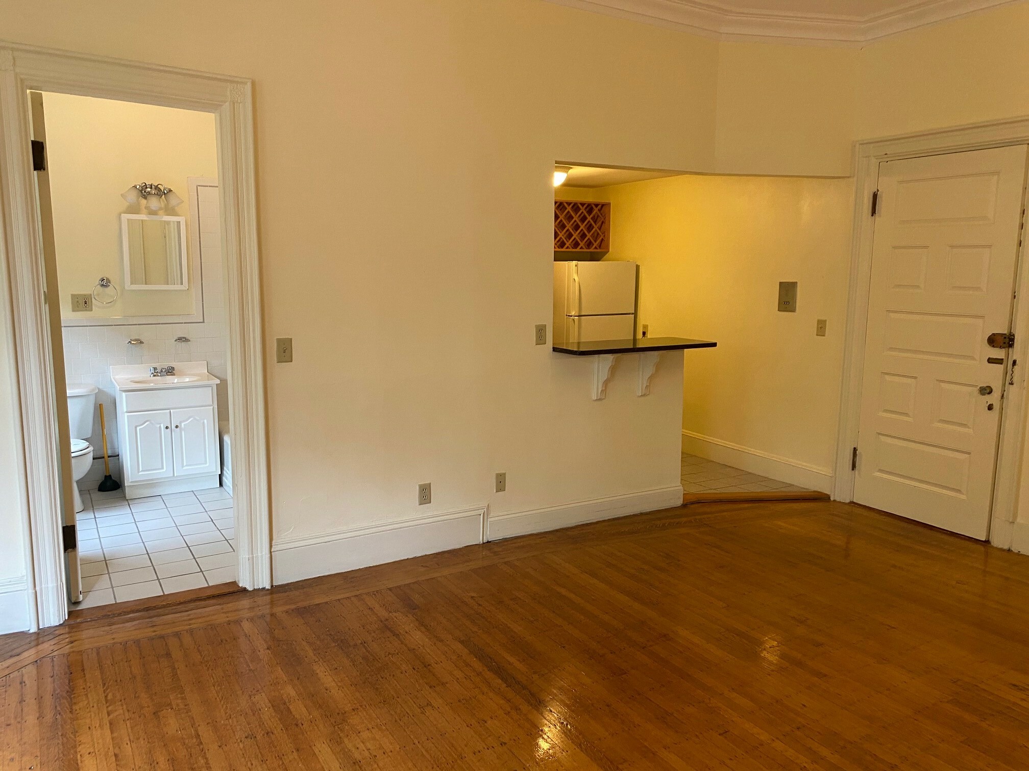 379 Commonwealth Ave, Back Bay