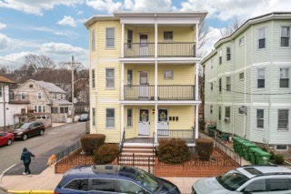 50 Lambert St, Medford