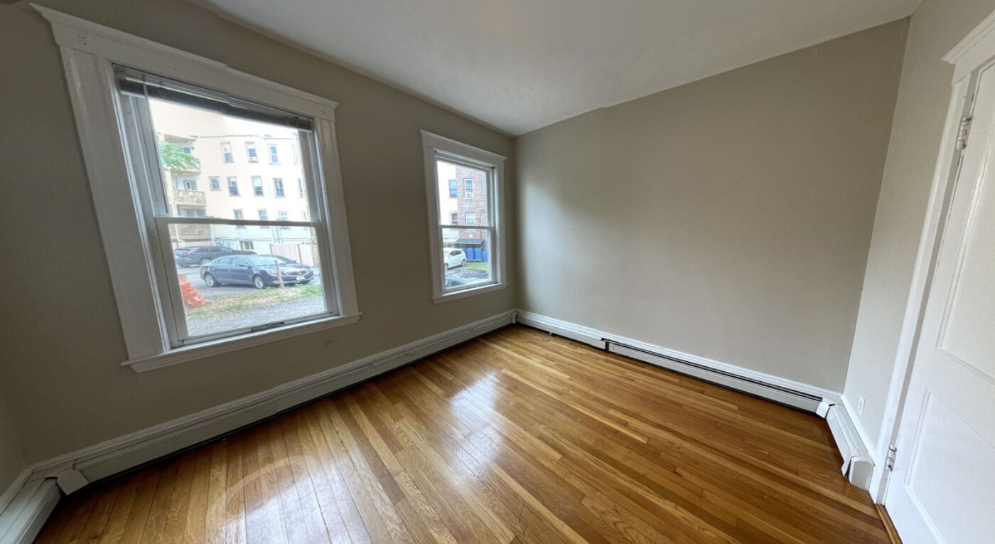 142 Sutherland Rd, Brighton