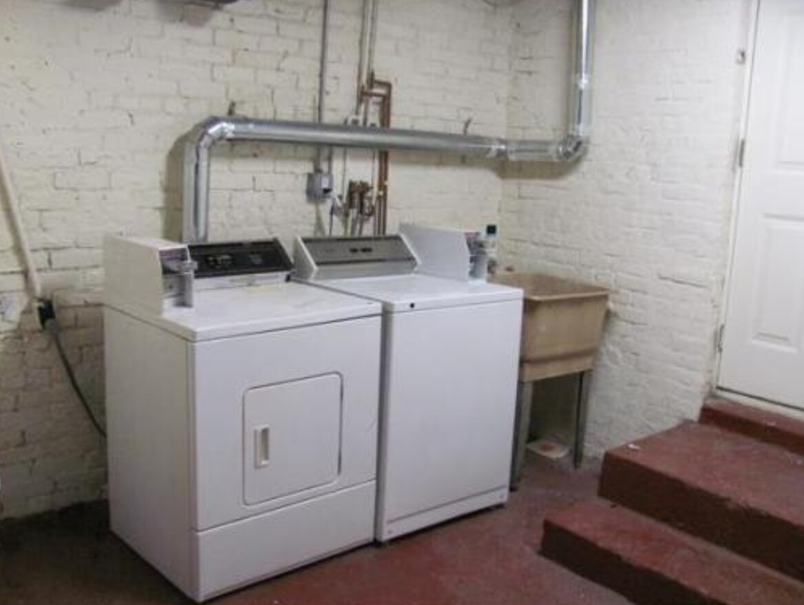 142 Sutherland Rd, Brighton