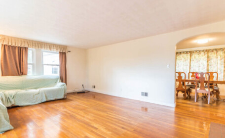 245 North Ave, Weston