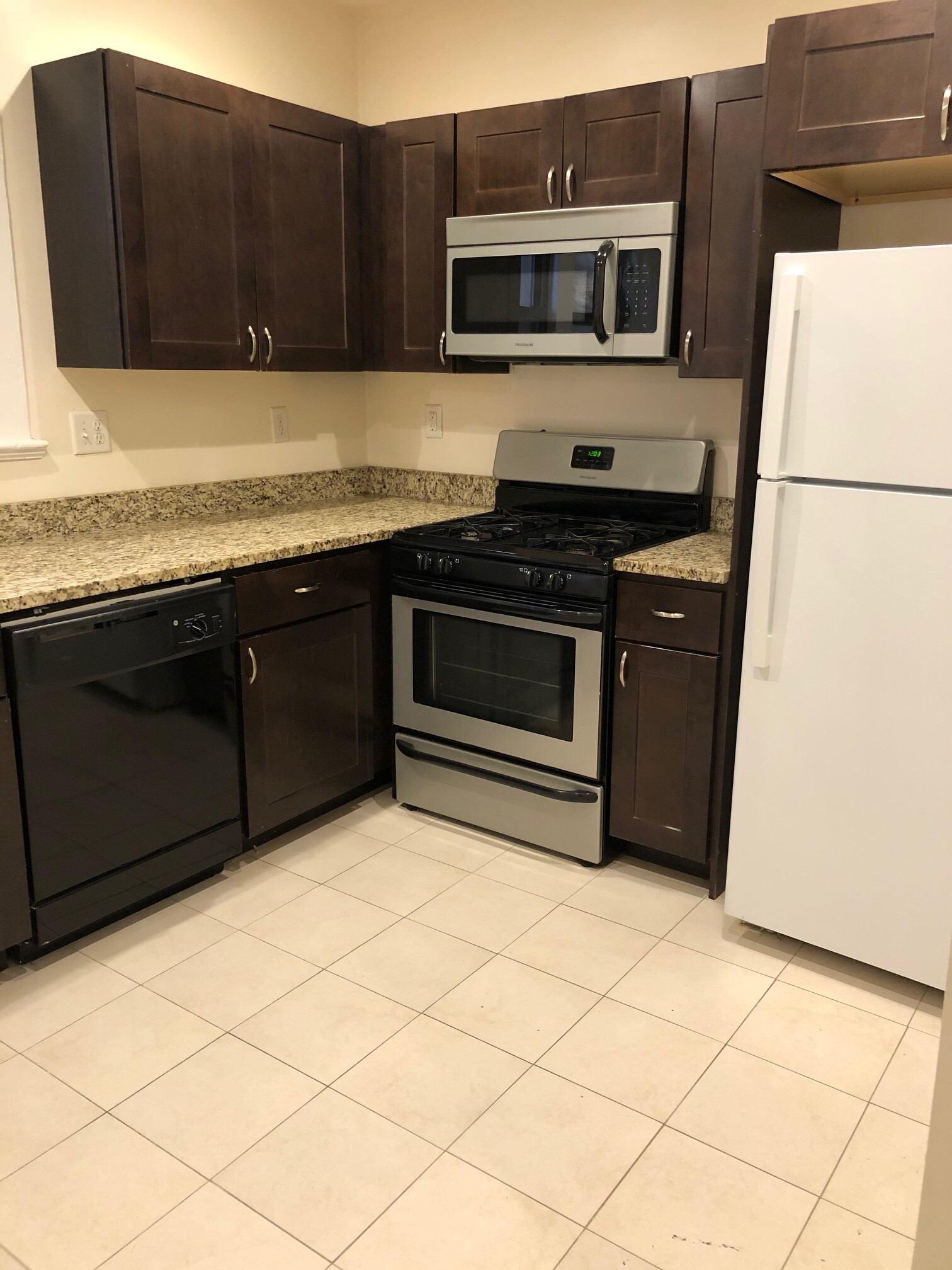 9 Upland Rd, Porter Square