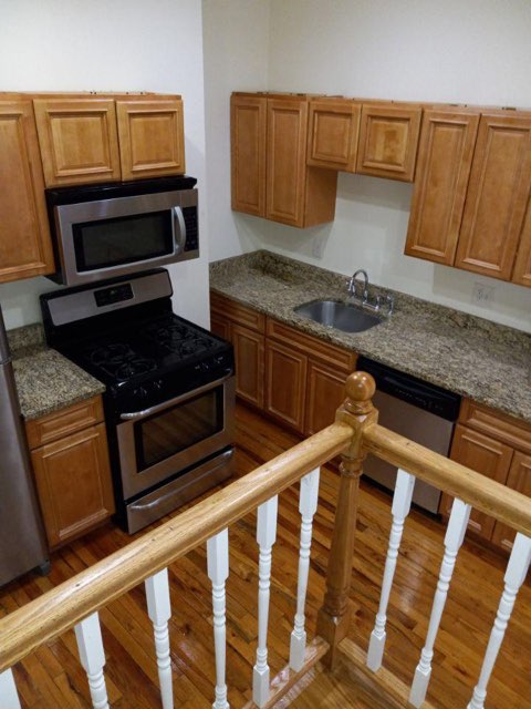 227 Roxbury, Roxbury