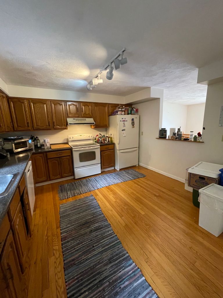 100 Allandale St, Jamaica Plain