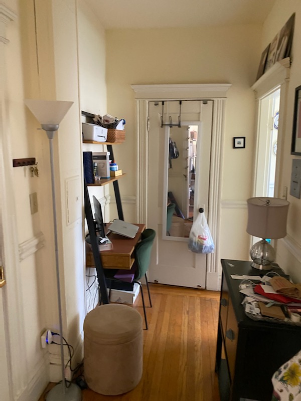 Photo 3 of 19 Queensberry St. Unit 43