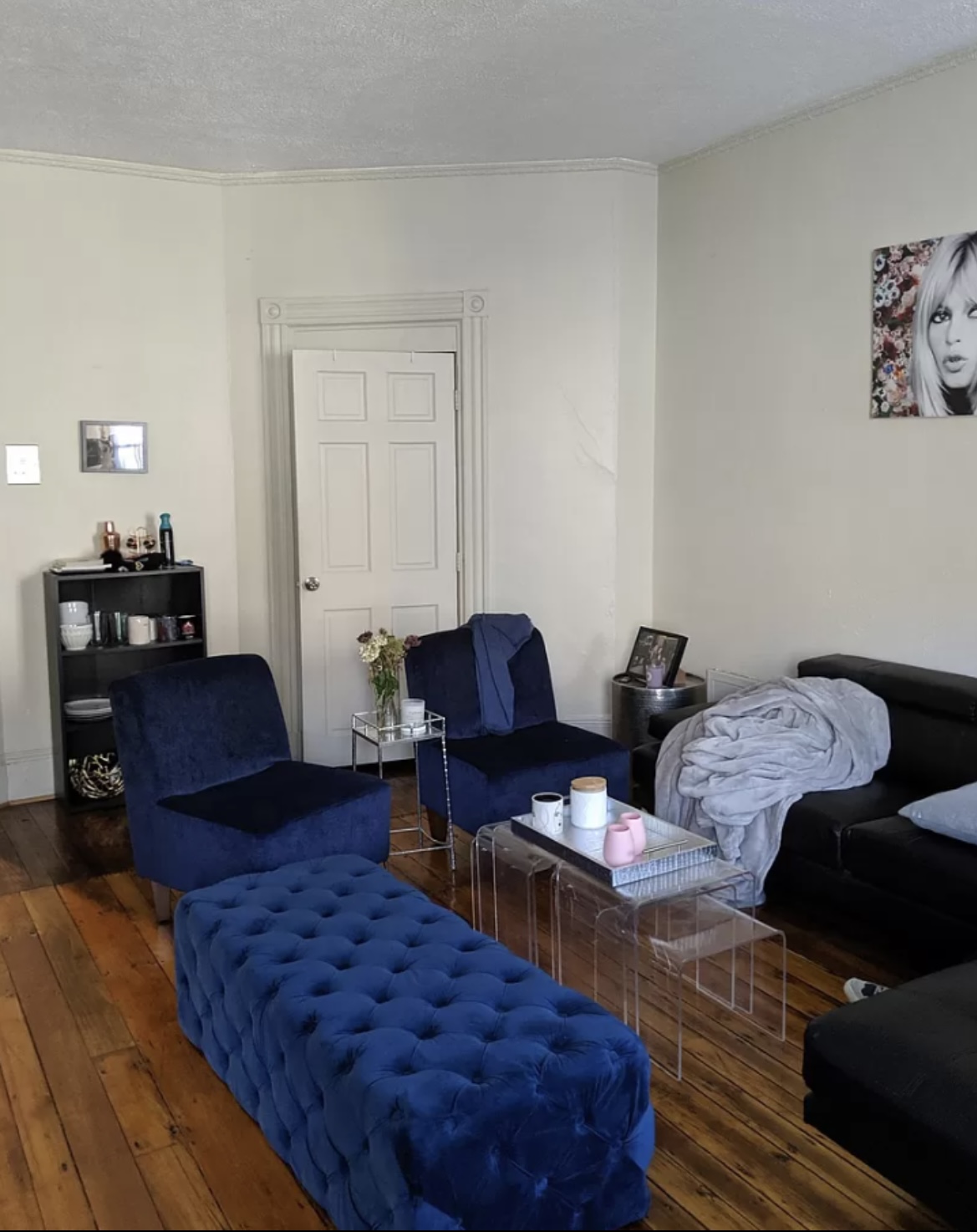 912 Beacon St, Fenway