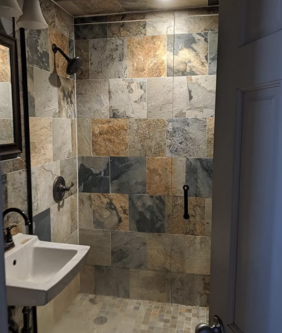 912 Beacon St, Fenway