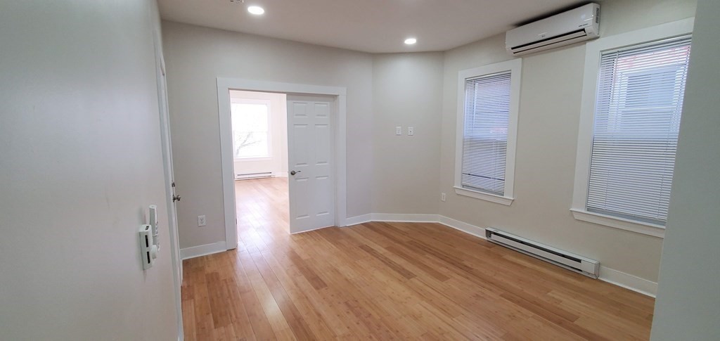 233 Chelsea St, East Boston