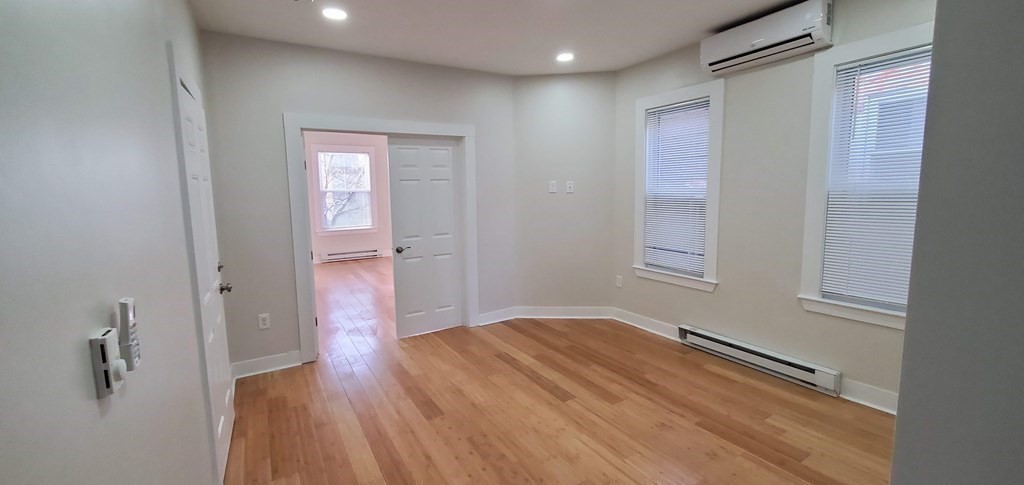 233 Chelsea St, East Boston